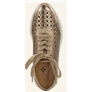 Patricia‎ Nash Italy Collection Women's Metallic Sneakers